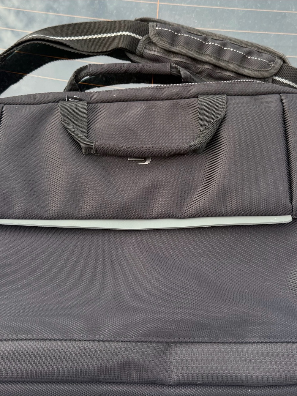 solo Black Men's Laptop Briefcase with Padded Shoulder Strap